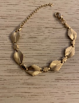 Bracelet feuikkes dorées